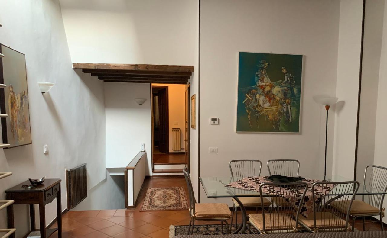 Daisy House: Nice Attic In The Historical Center 살로 외부 사진
